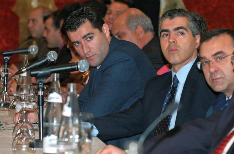 El exfutbolista Paco Sanz, hijo del expresidente del Real Madrid, ingresado por coronavirus