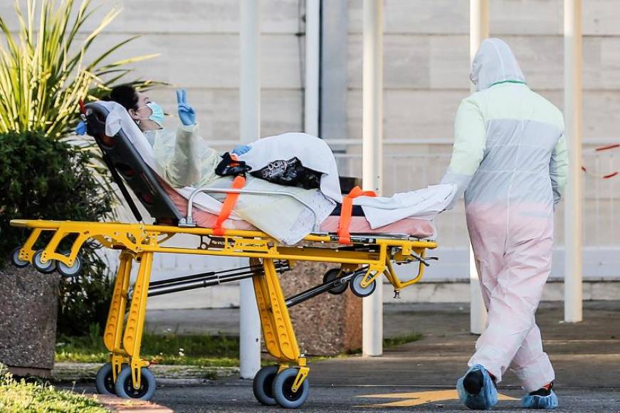 FOTOGRAFÍA. ITALIA (UNIÓN EUROPEA), 16.03.2020. Los fallecidos en Italia con el coronavirus alcanzaron hoy los 2.158, al haber aumentado en 349 en las últimas veinticuatro horas. Efe