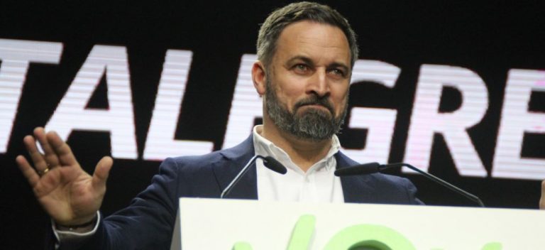 FOTOGRAFÍA. MADRID (ESPAÑA), 08.03.2020. VOX reúne 9.000 personas en su Vistalegre III y presenta la alternativa al Gobierno de coalición socialcomunista de Pablo Iglesias y Pedro Sánchez. Presentes, Santiago Abascal Conde, Ignacio Garriga Vaz de Concicao, Francisco Javier Ortega Smith Molina, Iván Espinosa de los Monteros y de Simón, Rocío Monasterio San Martín, Jorge Buxadé Villalba, Macarena Olona Choclán, Hermann Leopoldo Tertsch del Valle-Lersundi, José Ortega Lara, María de los Reyes Romero Vilches, entre otras caras visibles de esta formación que ya está escribiendo una página de la historia reciente del Reino de España. Lasvocesdelpueblo (Ñ Pueblo)