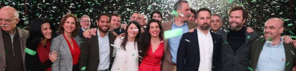 FOTOGRAFÍA. MADRID (ESPAÑA), 08.03.2020. VOX reúne 9.000 personas en su Vistalegre III, pese a la crisis del coronavirus, y presenta la alternativa al Gobierno de coalición socialcomunista de Pablo Iglesias y Pedro Sánchez. Presentes, Santiago Abascal Conde, Ignacio Garriga Vaz de Concicao, Francisco Javier Ortega Smith Molina, Iván Espinosa de los Monteros y de Simón, Rocío Monasterio San Martín, Jorge Buxadé Villalba, Macarena Olona Choclán, Hermann Leopoldo Tertsch del Valle-Lersundi, José Ortega Lara, María de los Reyes Romero Vilches, entre otras caras visibles de esta formación que ya está escribiendo una página de la historia reciente del Reino de España. Lasvocesdelpueblo (Ñ Pueblo) 