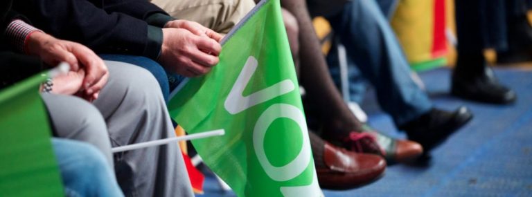 Moción de censura VOX| Conversaciones Abascal con Tamames sobre la censura «histórica» contra Sánchez