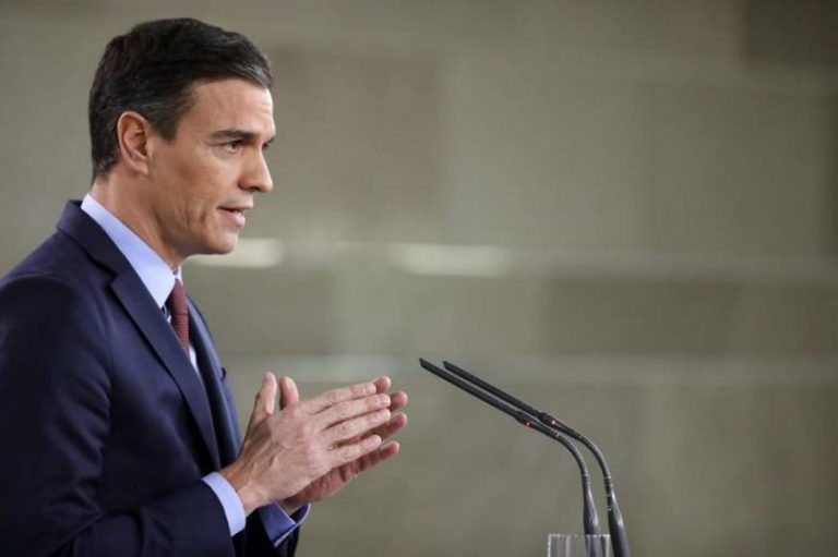 Sánchez se rinde ante el coronavirus y pide a una UE inexiste proteger a los españoles