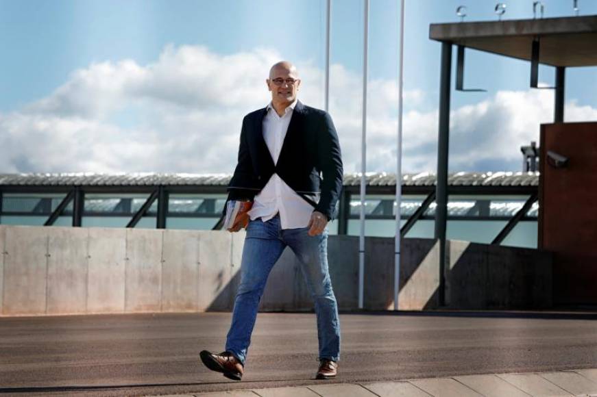 FOTOGRAFÍA. PRISIÓN ELS LLEDONERS 8MANRESA) BARCELONA (ESPAÑA), 02.03.2020. El exconseller de Exteriores Raül Romeva ha salido este lunes de prisión. Efe