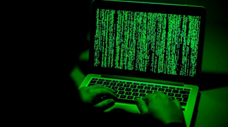 Cibercriminales chantajean a los españoles con 1.368,89 euros por consumir pornografía