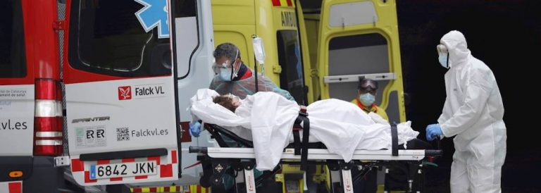 «Lola, el Gobierno hará un experimento del COVID 19 con los niños, no saquéis a los niños»