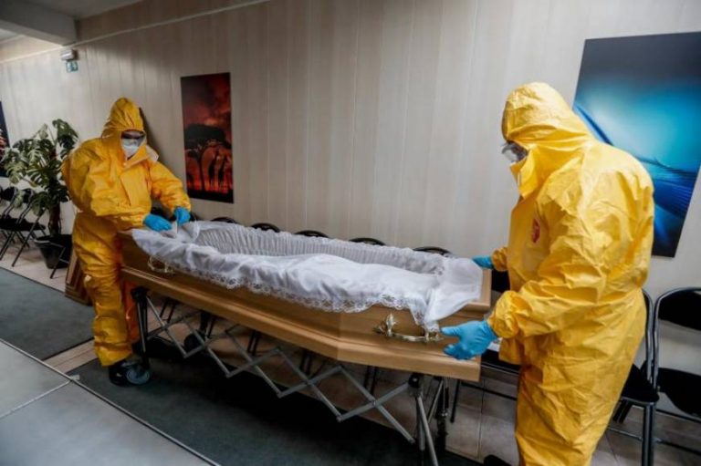 168 nuevas víctimas mortales elevan a 8.441 cifra de muertos en Cataluña por COVID-19