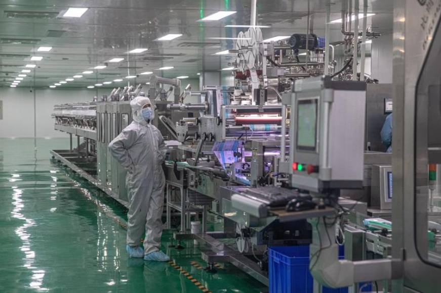 FOTOGRAFÍA. CHINA, 12.04.2020. Los nuevos contagios por coronavirus en China conocieron hoy su peor dato desde el pasado mes de marzo, con 99 nuevos casos. Efe