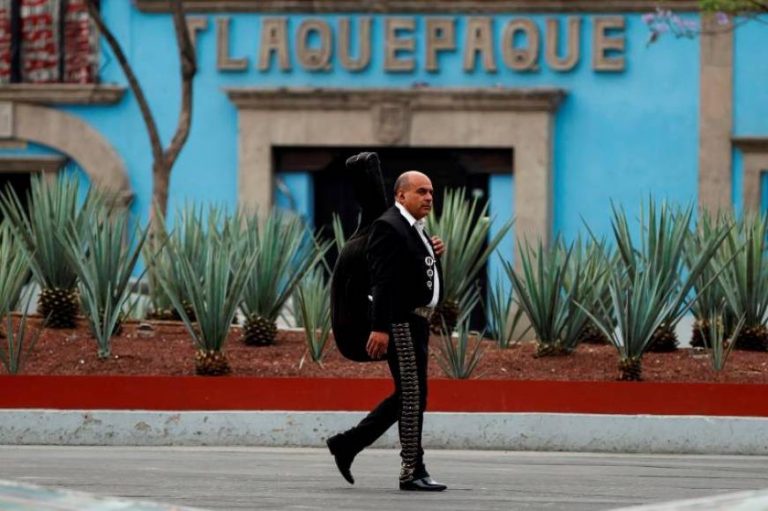 México registra 273 muertos y 4.219 casos confirmados de COVID-19