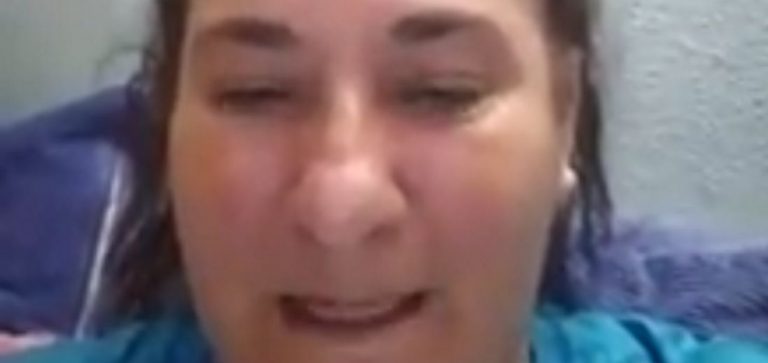 Mujer: «Esto es un genocidio Sánchez, sinvergüenza, deseo Justicia divina para su Gobierno»