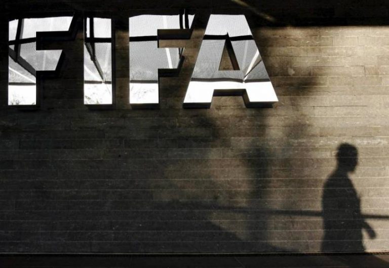 Los médico de la FIFA: El fútbol no puede volver antes de septiembre de 2020 por el COVID 19