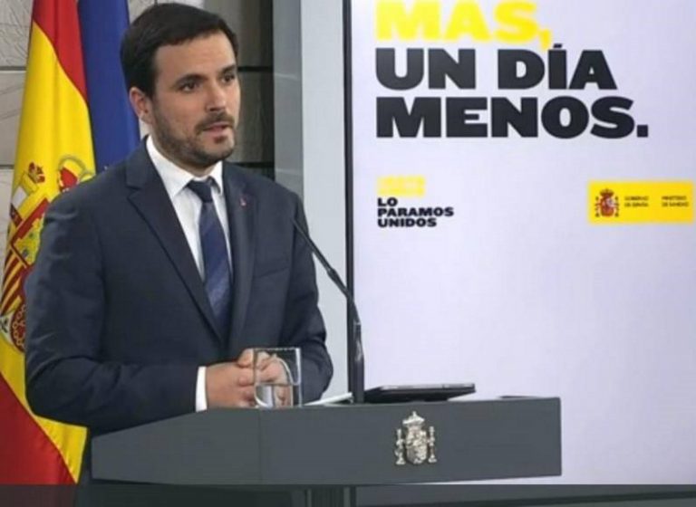 Ministro comunista Garzón: «Las empresas aprovechan el COVID-19 para elevar precios»