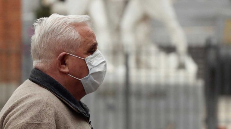 España suma 932 muertos, un total 10.935 muertes y 117.710 contagiados de COVID-19