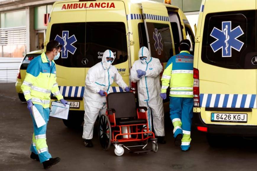 FOTOGRAFÍA. MADRID (ESPAÑA), 22.04.2020. Servicios de urgencias en el hospital Infanta Leonor, en Madrid. Efe