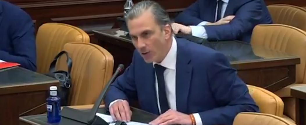 FOTOGRAFÍA. MADRID (ESPAÑA), 23.04.2020. Francisco Javier Ortega Smith-Molina (Primer Plano a la derecha), diputado de VOX por Madrid al Congreso de los Diputados. Ñ Pueblo