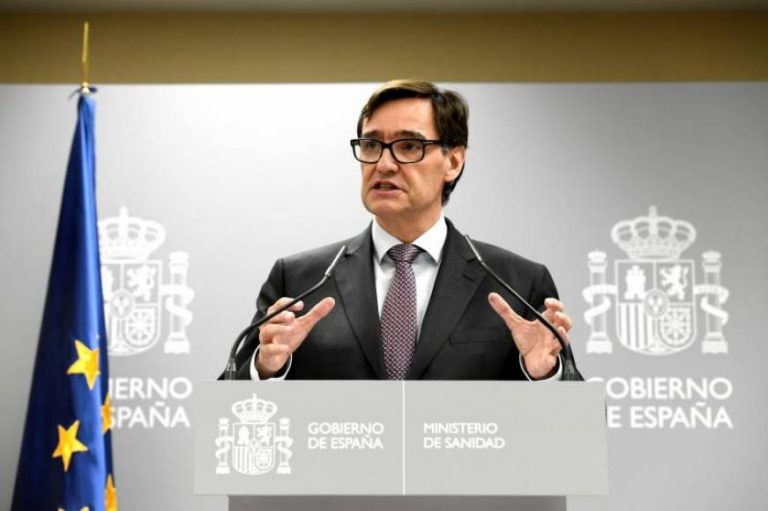 Illa: El Gobierno no tiene la culpa del «alto contagio» de 31.388 médicos en España