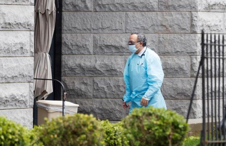 Nueva York certifica la bajada del pico de COVID-19 y plantea un bonus a los sanitarios