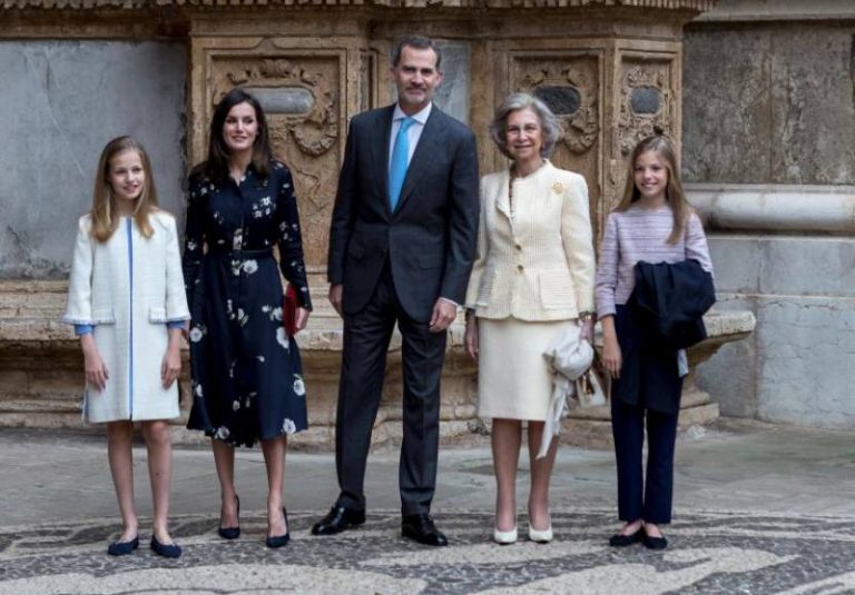 El COVID 19 impide a los reyes de España su tradición de pasar la Pascua en Palma