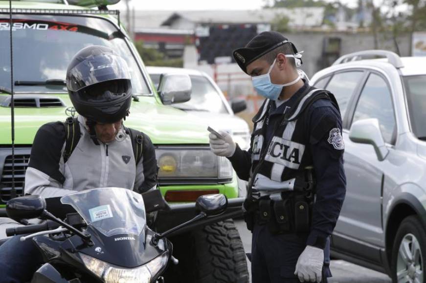 FOTOGRAFÍA. PANAMÁ, 11.04.2020. Unos 315 pacientes están hospitalizados, de ellos 102 en la unidad de cuidados intensivos (UCI) y 213 en salas, mientras que 2.817. Efe