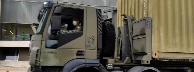 El Ejército llega a Sabadell (Cataluña) entre aplausos para combatir al coronavirus (COVID-19)
