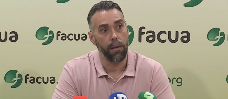 Rubén S. (FACUA): Hay una «banda terrorista de extrema derecha que difunde bulos en WhatsApp»