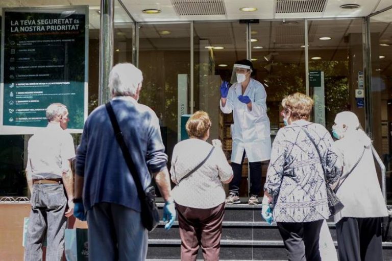 España suma 38 muertos por COVID, total 27.119 muertos, según cifra manipulada por Gobierno Sánchez