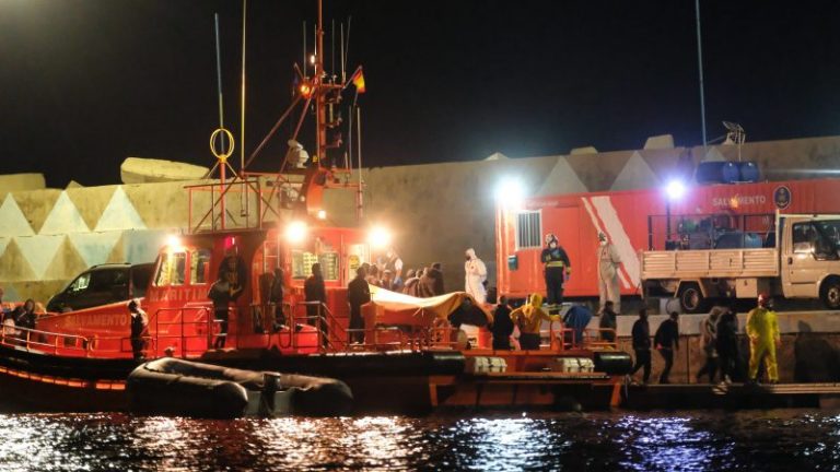 La UE alerta del «gran aumento» de llegadas de inmigrantes a España, «enorme presión en estos momentos»