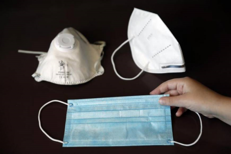 Mascarillas obligatorias en España para mayores de 6 años a partir del 21 de mayo en la calle y espacios cerrados