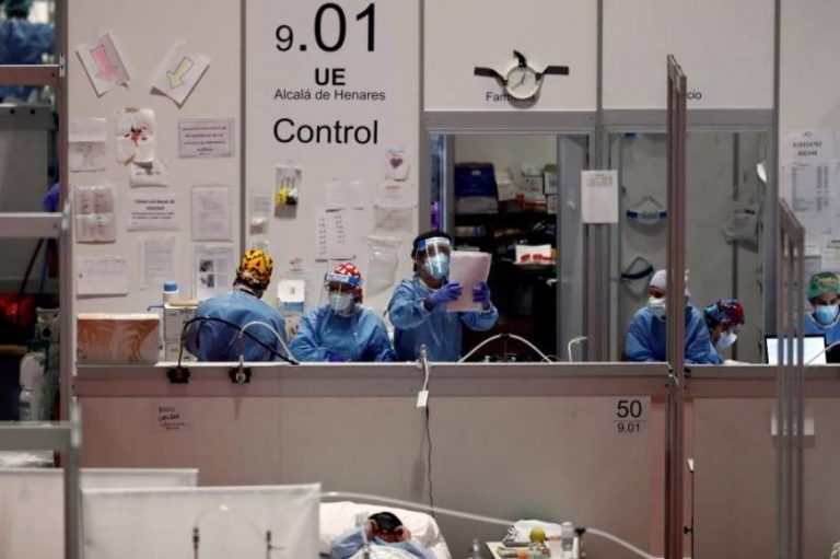 El 35 % de los pacientes de COVID 19 ingresados en la UCI presenta daño miocárdico, según Medicina Intensiva