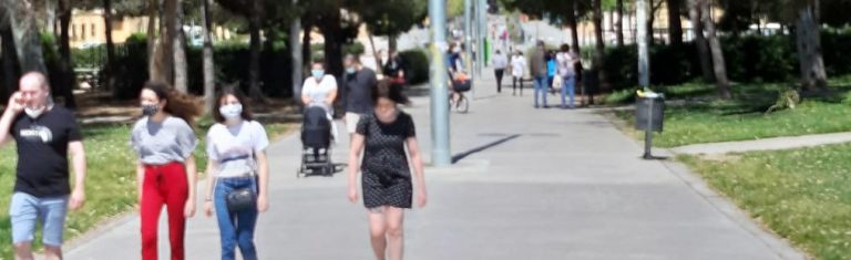 Normalidad en algunos puntos de Barcelona, el primer día del fin de confinamiento de COVID 19