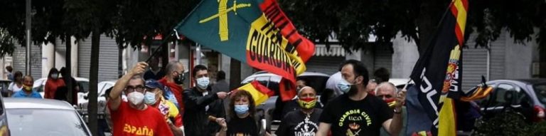 Tarrasa​ (Cataluña) marcha contra «Gobierno genocida, terrorista y negligente» de Sánchez e Iglesias