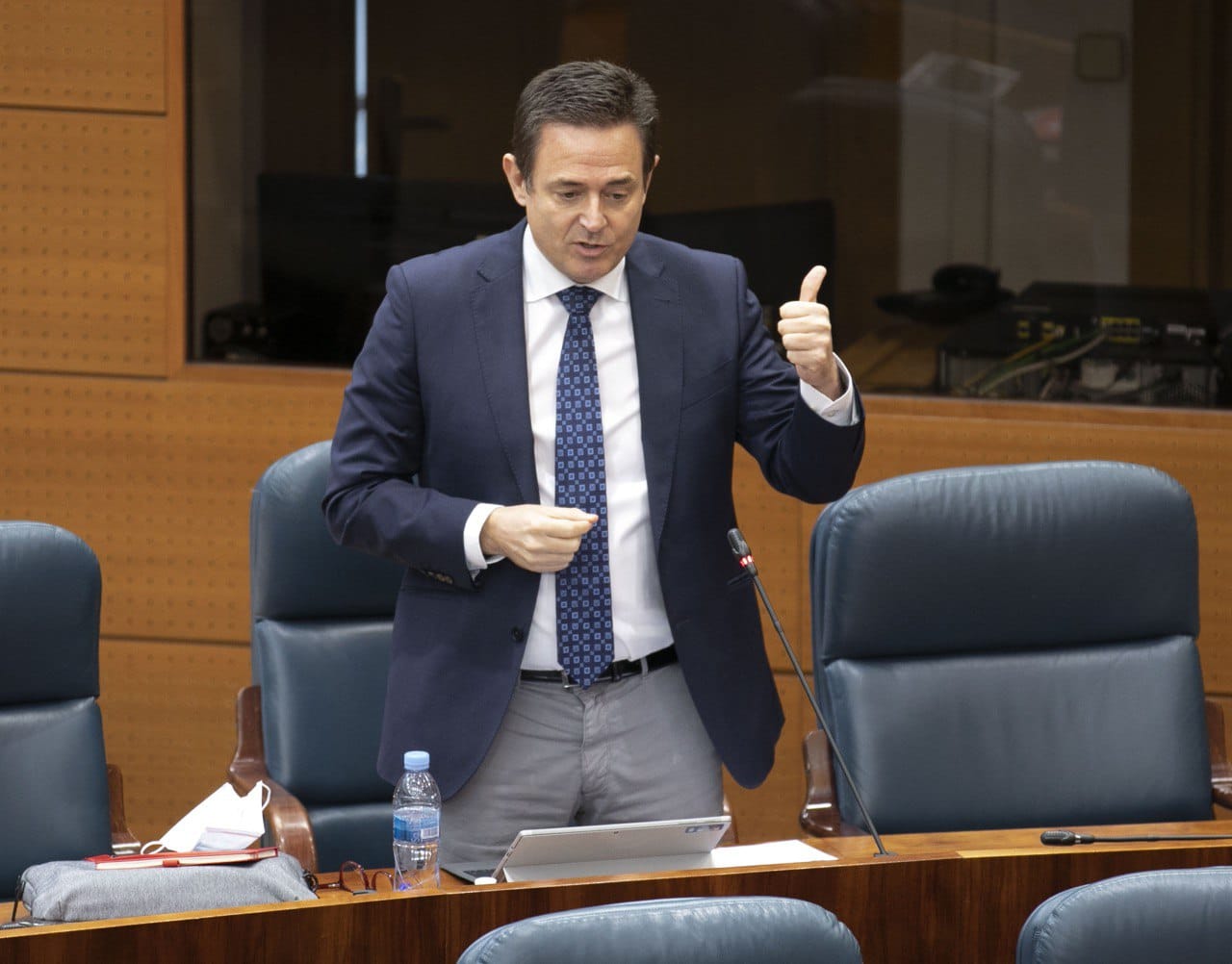 FOTOGRAFÍA. ASAMBLEA DE MADRID ESPAÑA, 1.06.2020. El portavoz de VOX en la Comisión de Universidades del Jaime de Berenguer. (Ñ Pueblo)