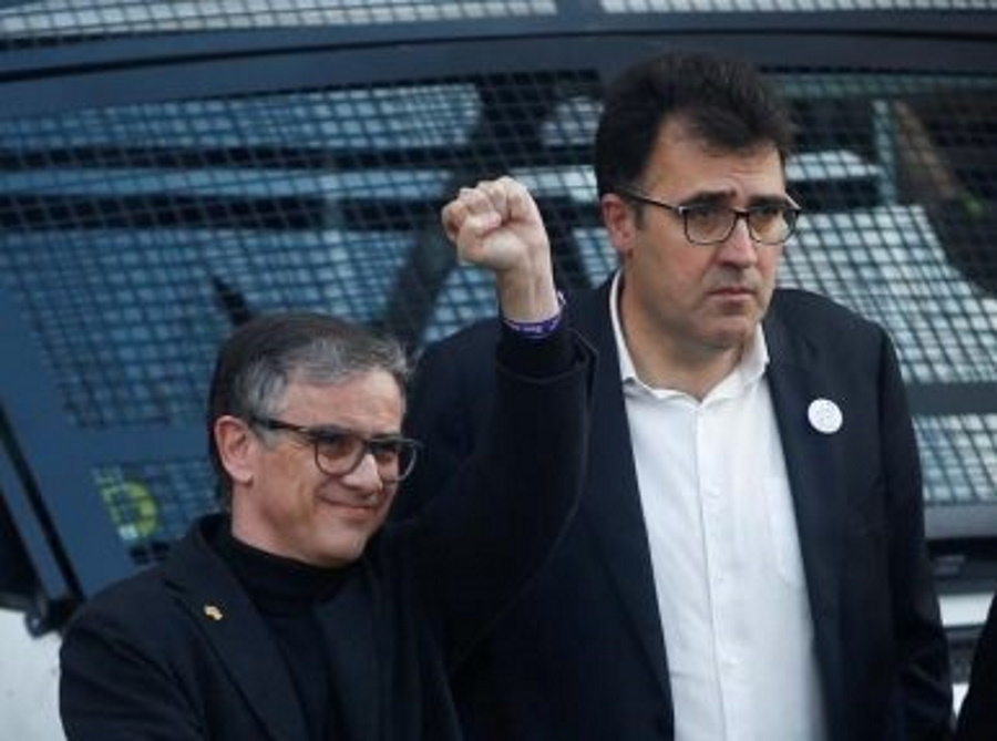 FOTOGRAFÍA. BARCELONA (ESPAÑA), AÑO 2019. Los procesados golpistas diputados de Esquerra republicana de Cataluña (ERC), Josep Maria Jové (i) y Lluís Salvadó (d). Efe