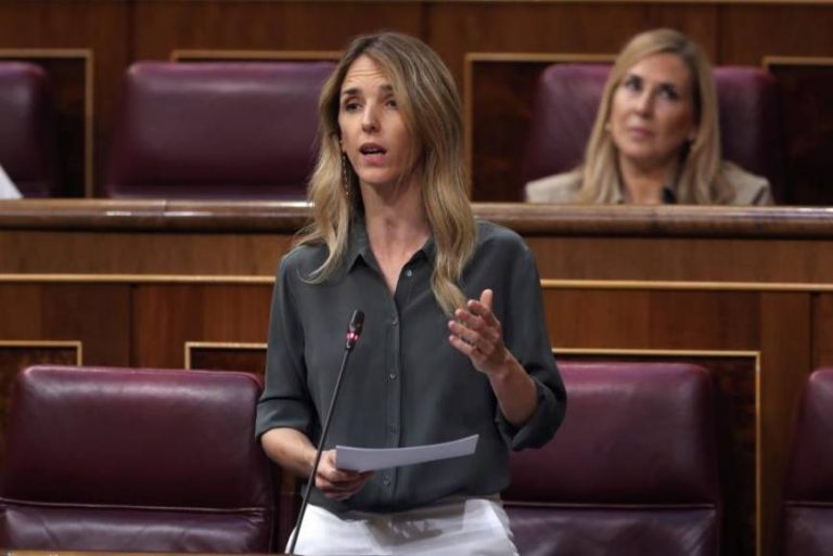 «Marlaska, márchese. Usted da pena y miedo. ¿Cómo es posible que Sánchez no lo haya cesado?»