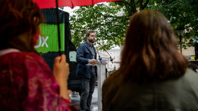 VOX irrumpirá en el Parlamento de Galicia para impedir el plan «nacionalista de Feijóo (PP)»