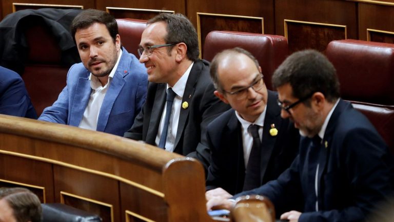 El Tribunal Constitucional avala la suspensión como diputados de los golpistas del Procés Jordi Turrull y Josep Rull