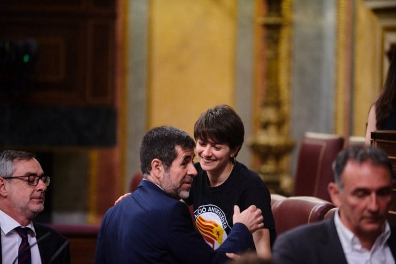 FOTOGRAFÍA. MADRID (ESPAÑA), AÑO 21.05.2019. La golpista en Cataluña (ERC), Marta Rosique, junto al preso golpista diputado electo de JxCAT, Jordi Sánchez. Efe