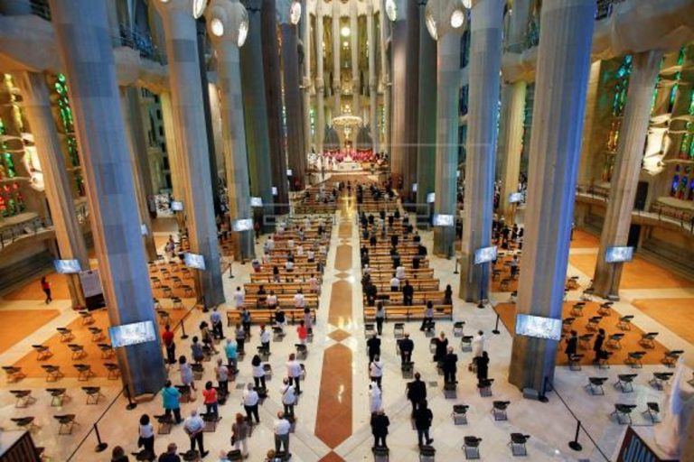 El Arzobispado de Barcelona mantiene una Misa por los difuntos de covid prohibida por Torra