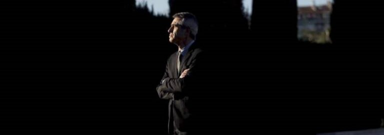 El «letrado mayor» del Parlamento advirtió por escrito y verbalmente a los golpistas de la Mesa
