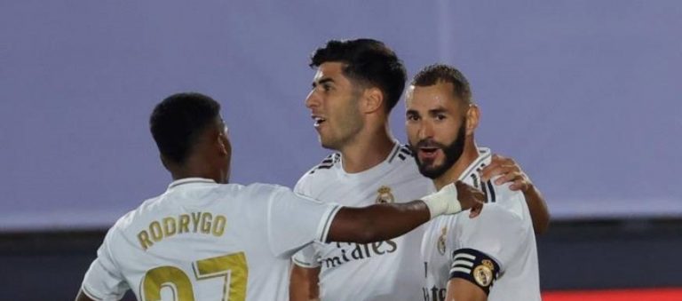 El Real Madrid castiga la valentía del Alavés y da un paso firme hacia el título de la Liga (2-0)