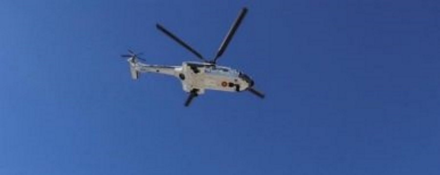FOTOGRAFÍA. MADRID (ESPAÑA), 24.10.2019. El helicóptero Super Puma del Ejército del Aire, que traslada este 24 de octubre de 2019 los restos mortales del general Francisco Franco. Efe