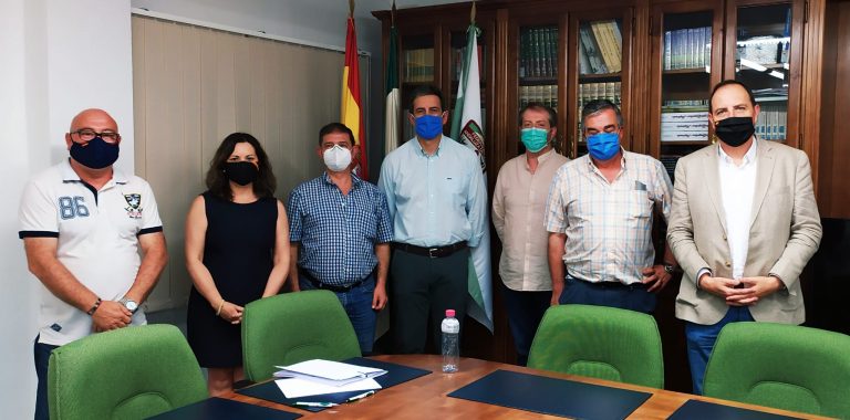 VOX se reúne con la Federación Andaluza de Caza para apoyar la actividad cinegética