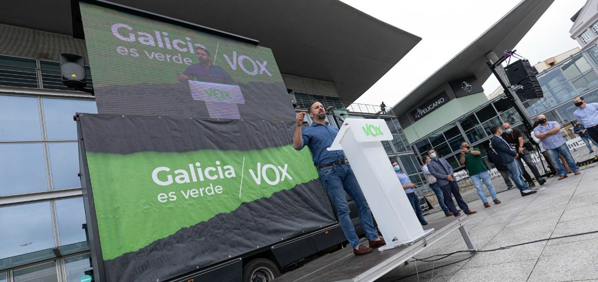 FOTOGRAFÍA. PONTEVEDRA (ESPAÑA), 08.07.20202. Santiago Abascal, ha visitado Vigo para realizar un acto de campaña junto al candidato de VOX por Pontevedra, Antonio Ramilo. (Ñ Pueblo)