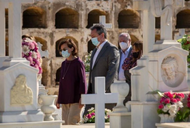 «El pasado del rey emérito en nada afecta a actividad de Felipe VI»