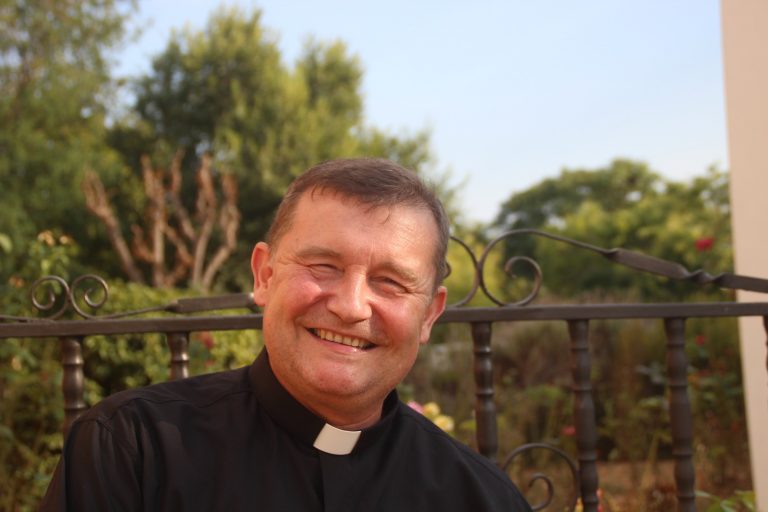 Padre Custodio: «Si VOX no existiera, faltaría en este momento histórico» en España y Europa