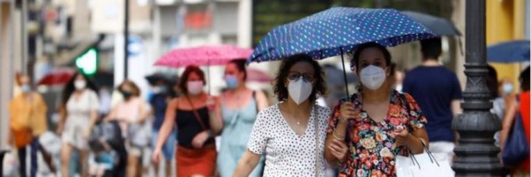 Tormentas, granizo, rachas fuertes y lluvias y avisos por calor en la misma España