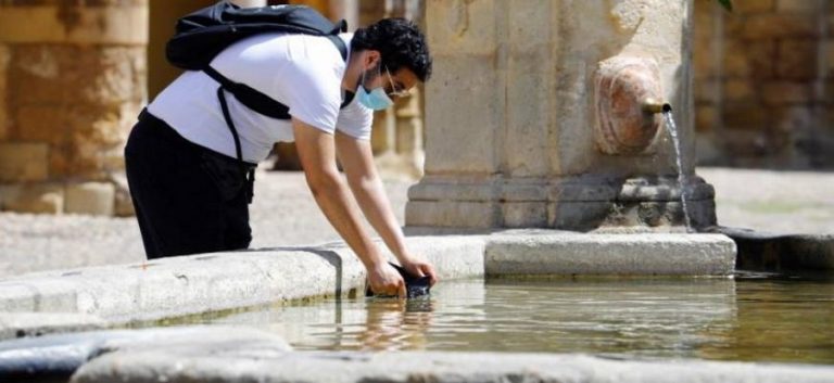 Una treintena de provincias de 10 comunidades autónomas de España en alerta por calor
