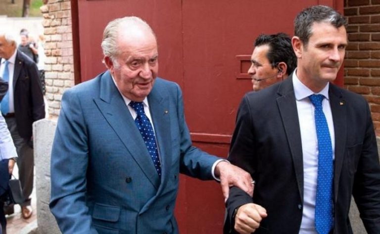 Su majestad el rey emérito Juan Carlos I de España no está ingresado por covid 19