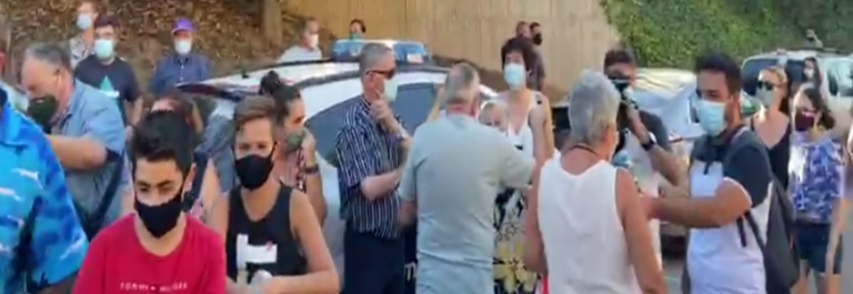 Los vecinos de Pallejá (Cataluña) protestan contra la «ocupación ilegal» y violencia de los okupas