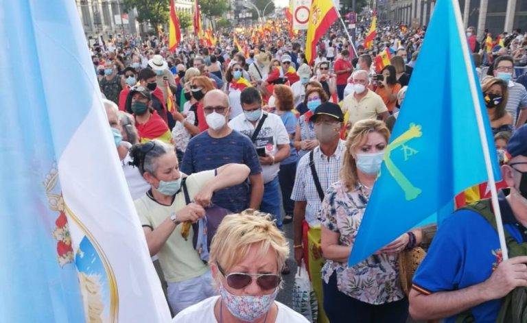 Varias decenas de miles de personas protestan en Madrid contra el Gobierno: «Sánchez, hijo de puta, dimisión»