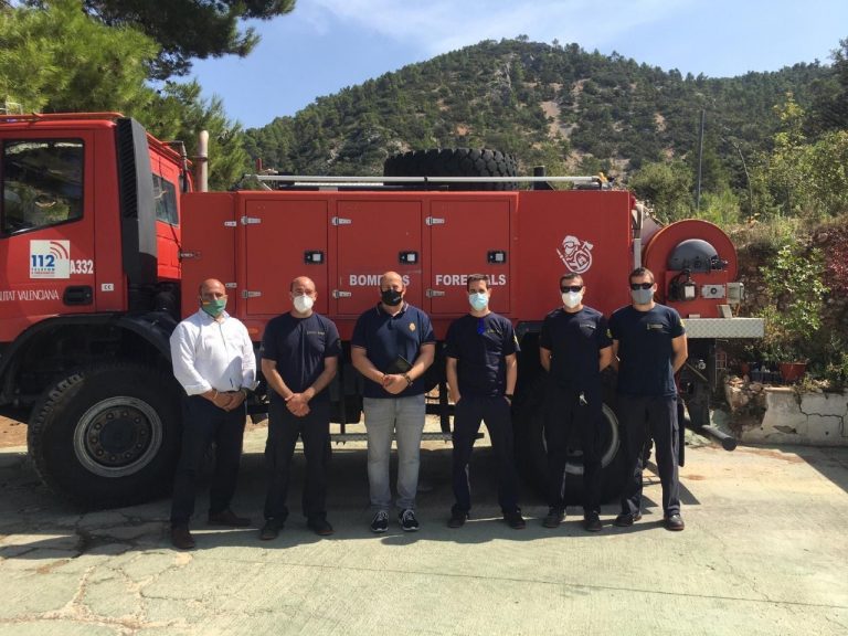 VOX denuncia la «precariedad laboral» de bomberos forestales de la Generalitat y exige que «sean funcionarios»
